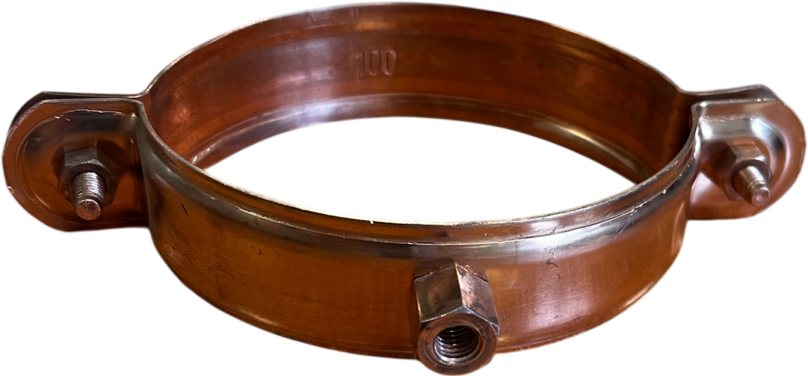 Conception en 2026 de fixations métalliques techniques pour toiture bac acier avec panneaux isolants pour étancheurs et entreprises de couverture métallique Toulouse dans la Haute-Garonne, région Occitanie